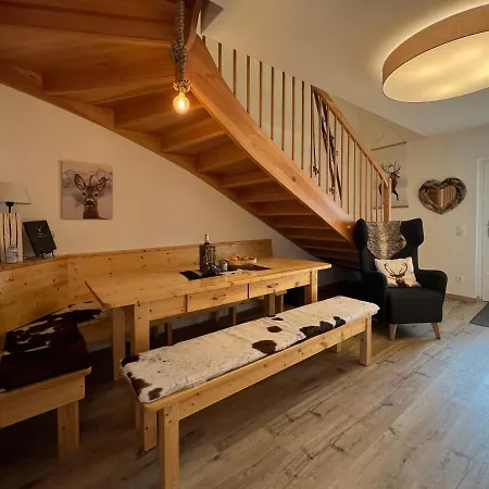 Charivari Mit Whirlpool, Sauna & Garten Alpehytte