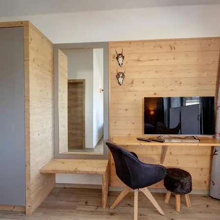Chalet Charivari Mit Whirlpool, Sauna & Garten Inzell