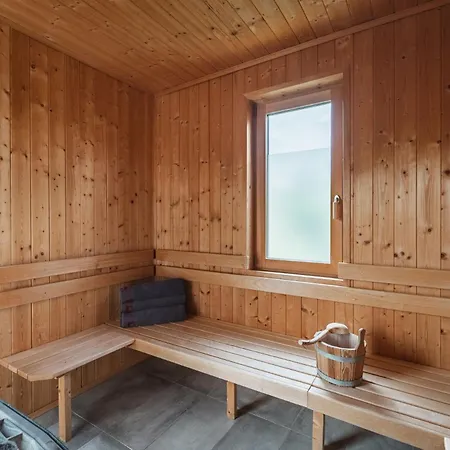 Charivari Mit Whirlpool, Sauna & Garten * Inzell