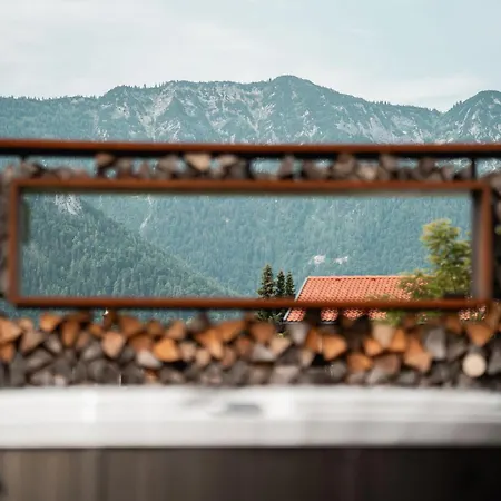 Charivari Mit Whirlpool, Sauna & Garten Domek alpejski Inzell