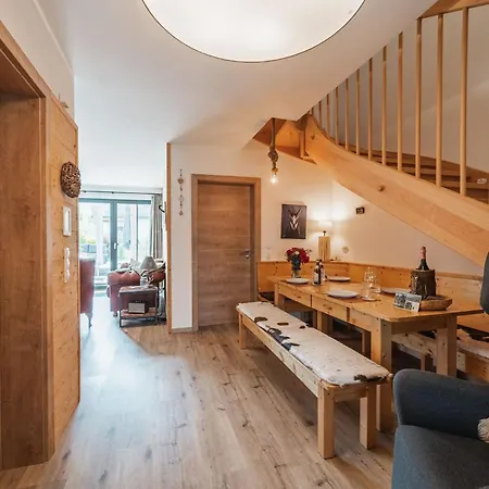 Charivari Mit Whirlpool, Sauna & Garten Chalet *